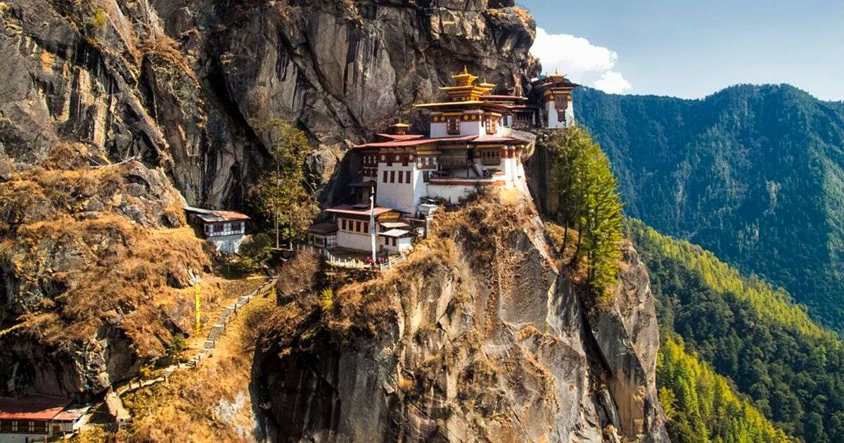 7-Day Bhutan Tour from Singapore: Tiger's Nest, Punakha & Thimphu