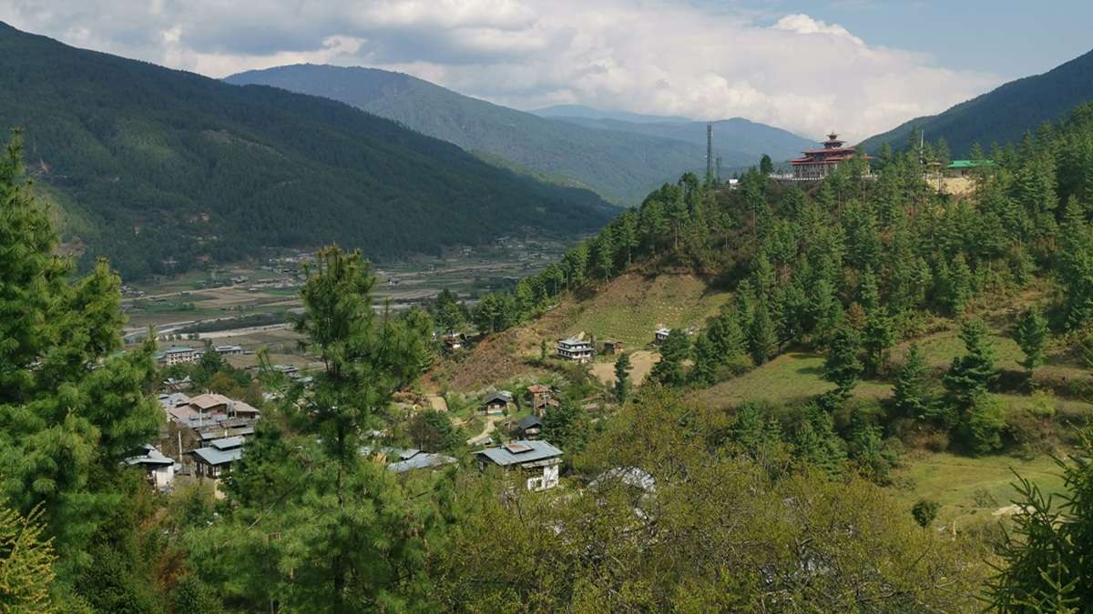 Majestic views of Court of Justice from Jakar Dzong