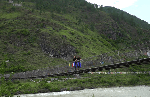 Chen Han Bridge Pass
