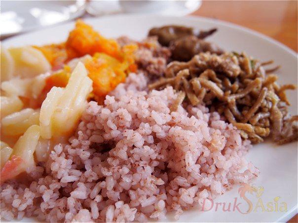Must-Try Bhutanese Food in Bhutan
