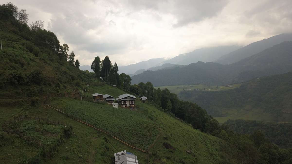 Scenic mountain roads connecting Samdrup Jongkhar and Trashigang