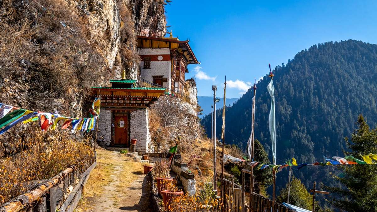 Experience spiritual serenity at Sheyka Dra