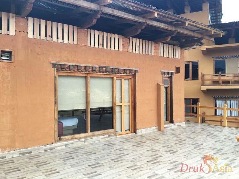 Hotel Lobesa 10