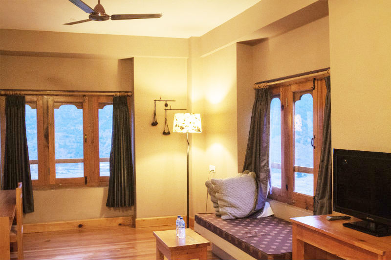 Hotel Lobesa 4