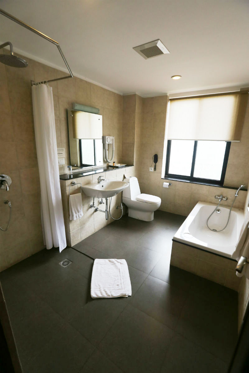 Khang Residency 11