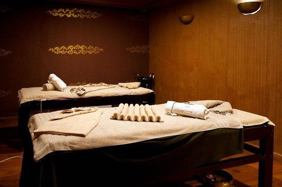 Ariya Hotel 