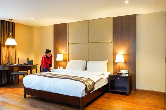 Ariya Hotel