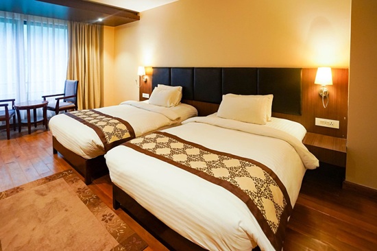 Ariya Hotel