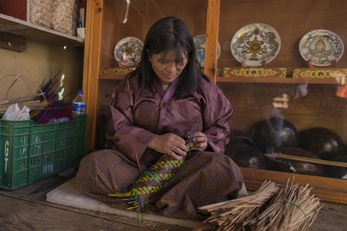 Troeko (Ornament Making)