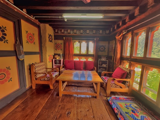 Aum Dechen Om Homestay