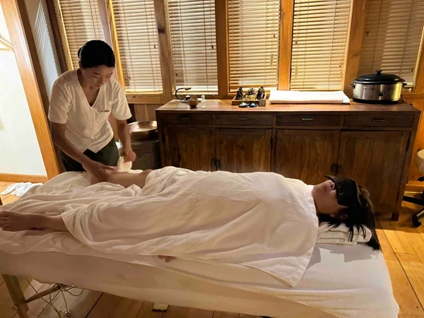 Traditional Massage 1