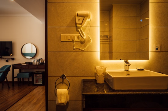 BPRS Deluxe Bathroom