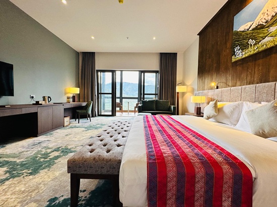 Dawa at Hilltop 7