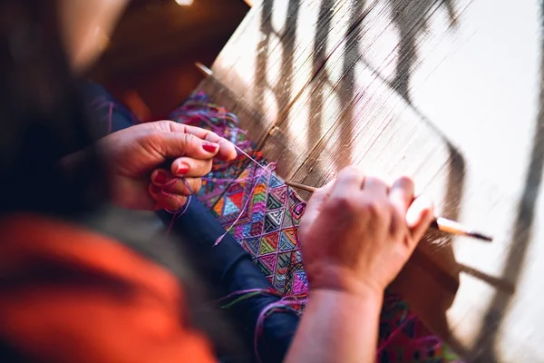 Traditional Bhutanese Weaving Class 3