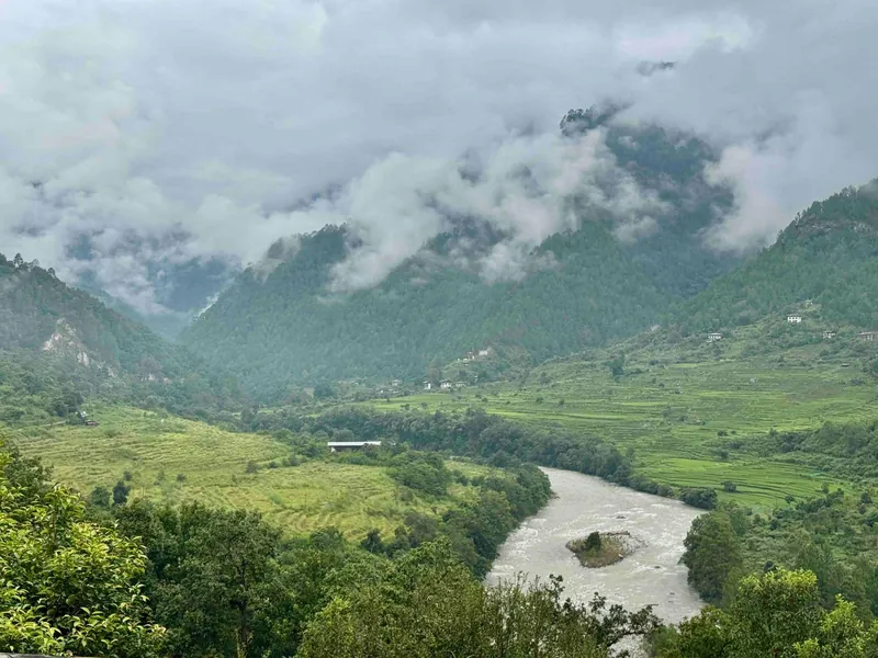 Travelling from Singapore to Bhutan  in October 2