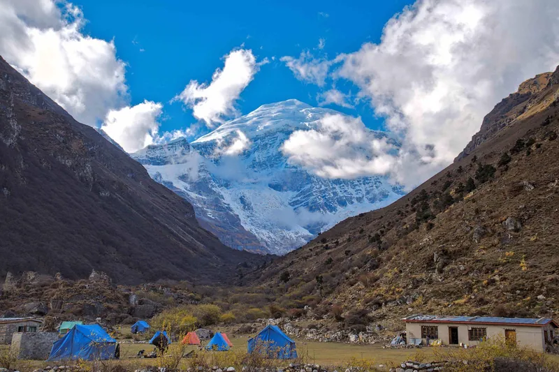 Trekking Season 