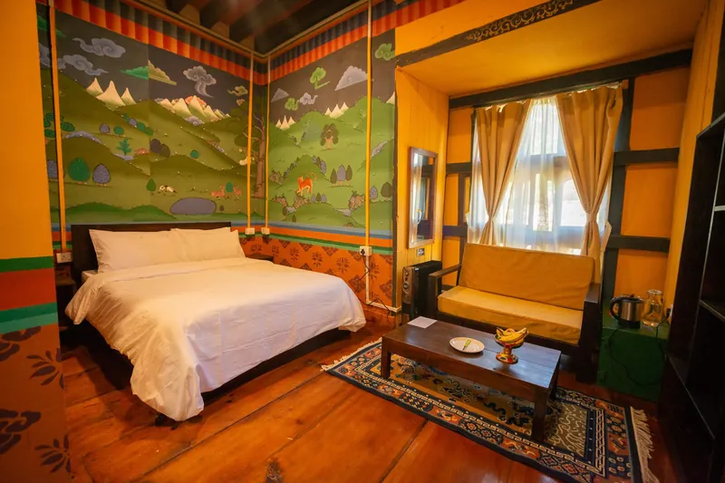 Tshomen Paro 5