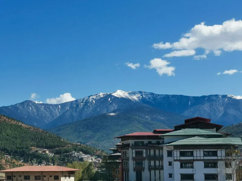 Bhutans weather in February 6