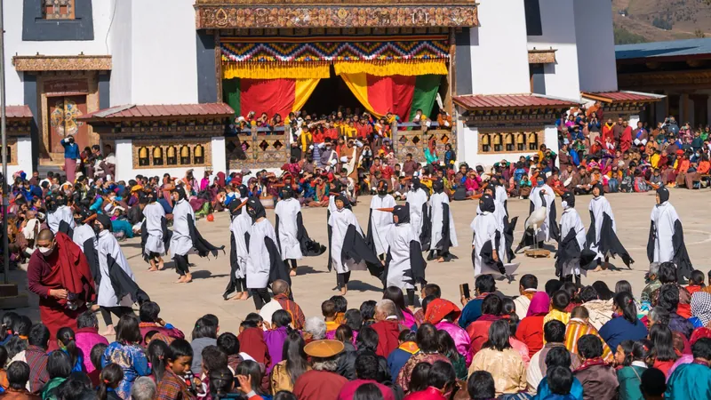 Bhutans weather in November 5